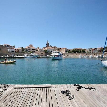 Piper'S Boat Alghero Exterior photo