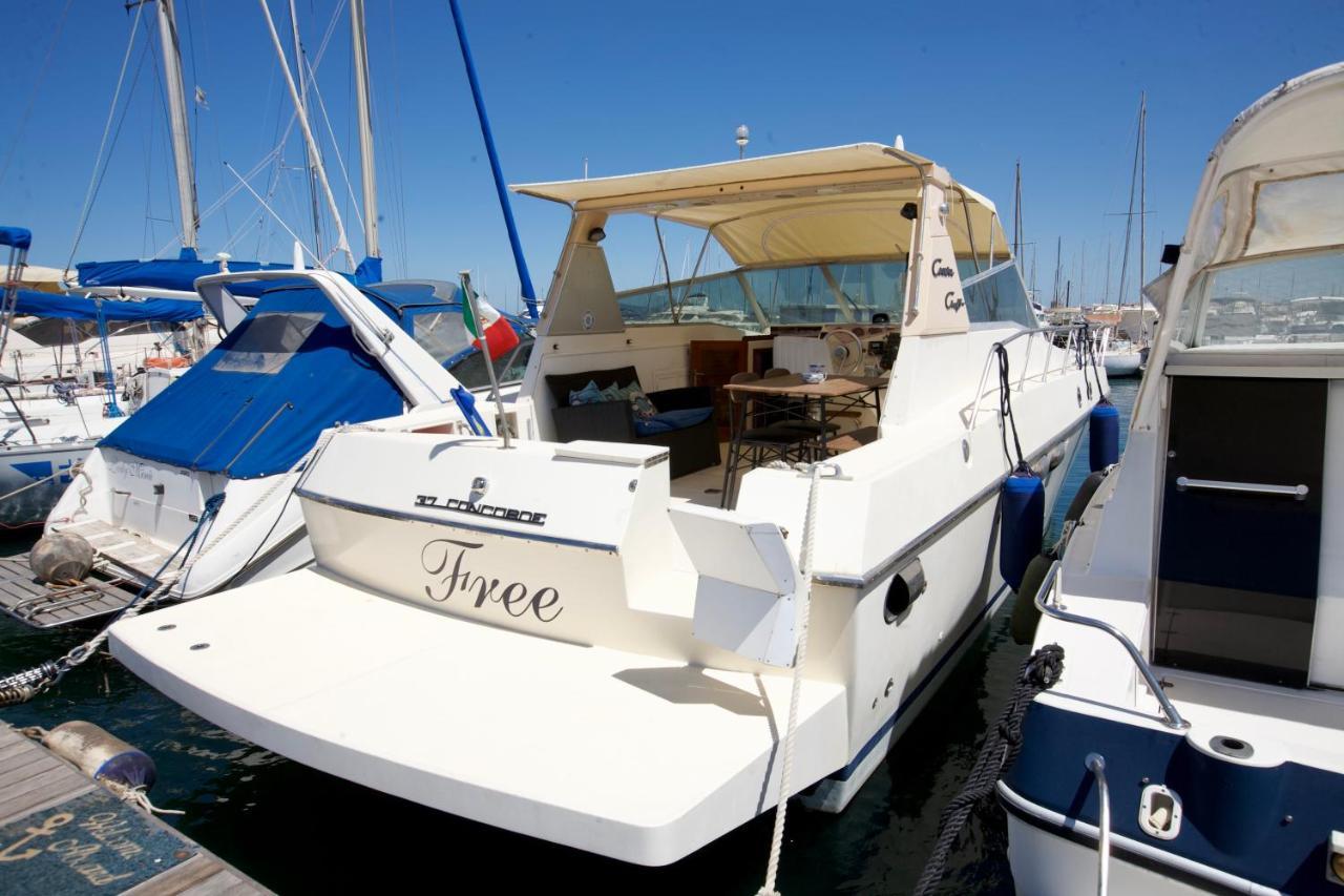 Piper'S Boat Alghero Exterior photo