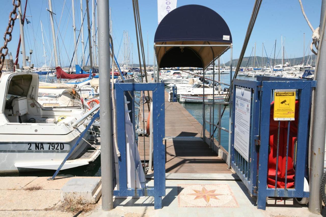 Piper'S Boat Alghero Exterior photo